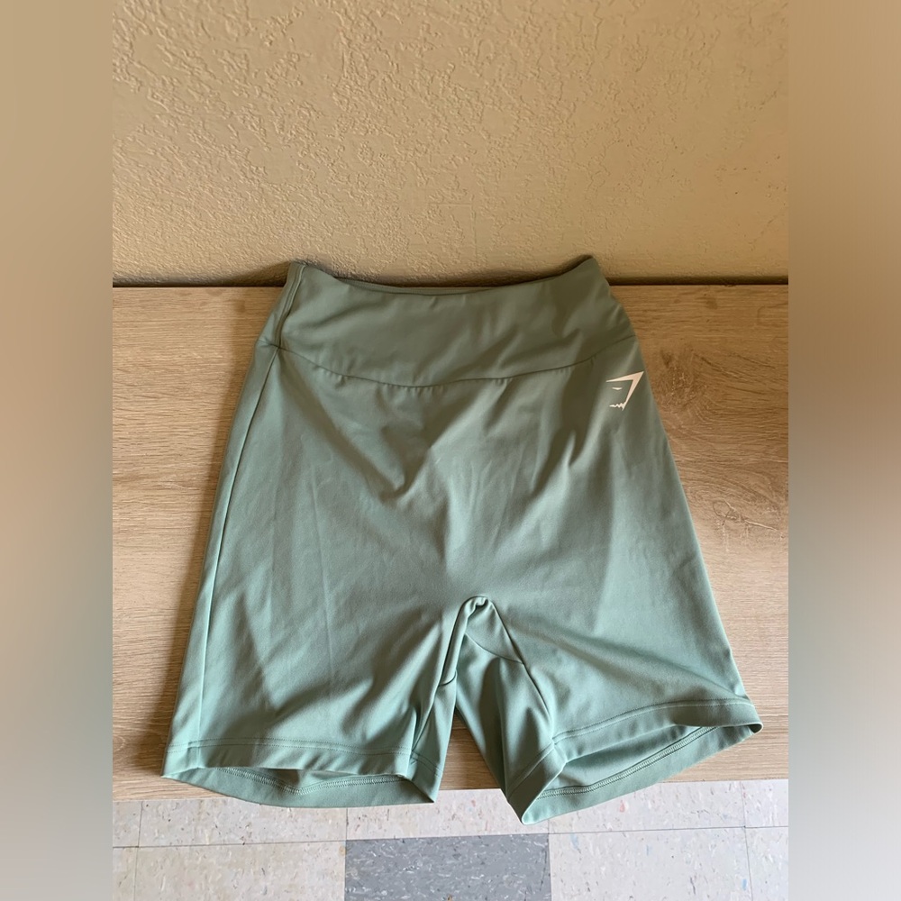 Gymshark short
